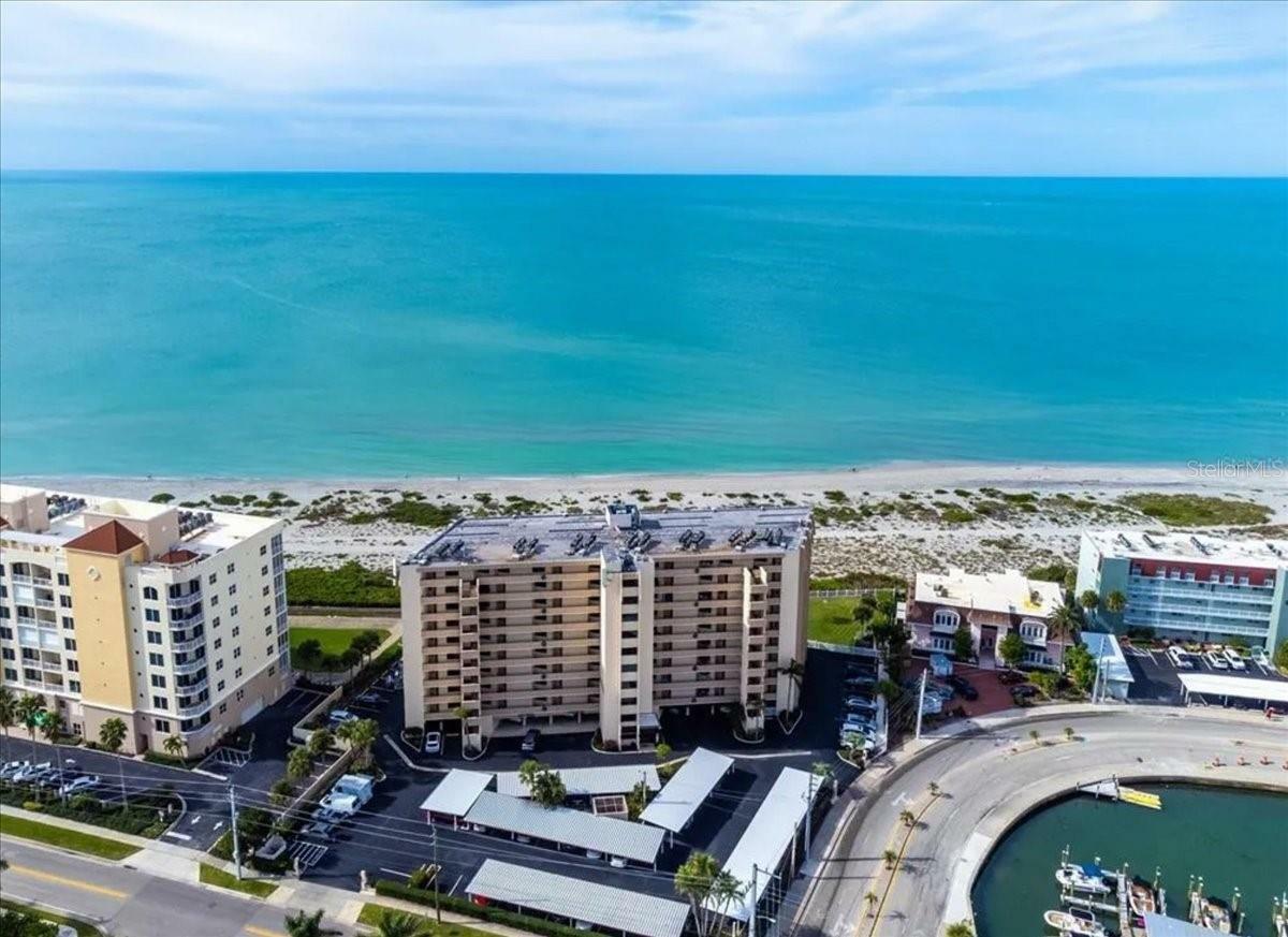Property Photo: 840 The Esplanade N 703 FL 34285