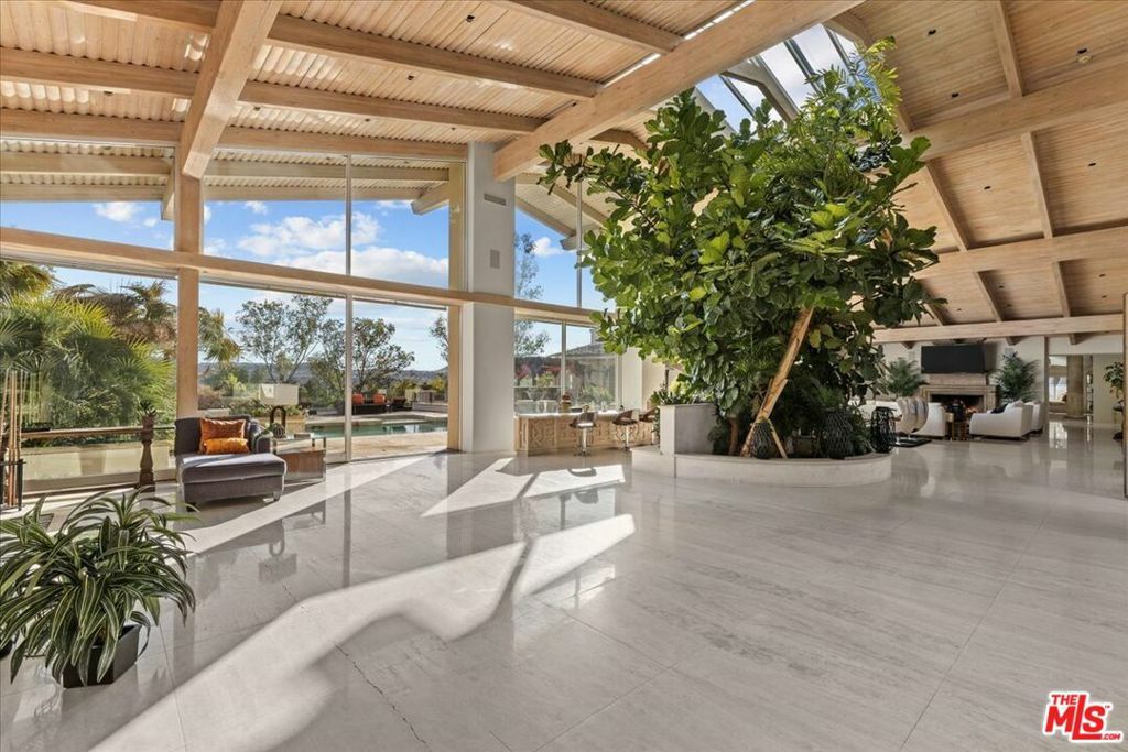 Property Photo: 25120 Jim Bridger Road CA 91302