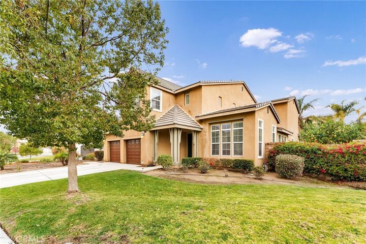 Property Photo: 7762 Shadyside Way CA 92880