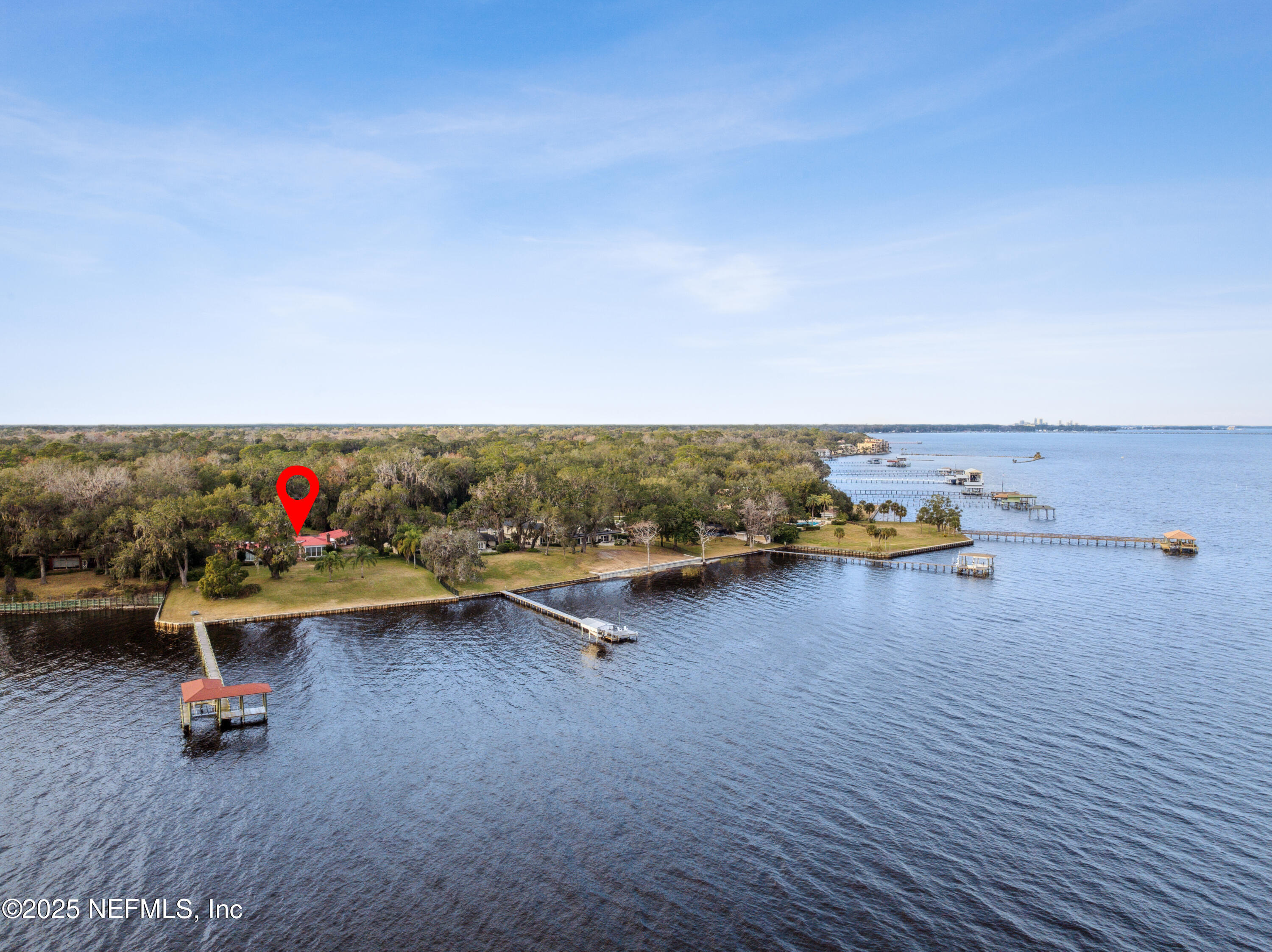 Property Photo: 2703 Holly Point Road E FL 32073