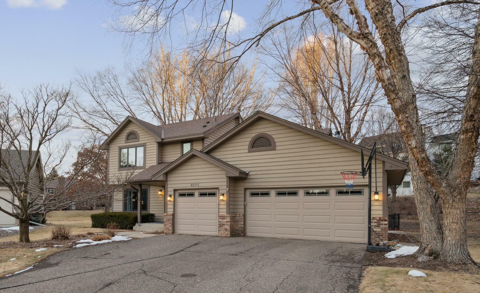 4175 Countryside Drive  Eagan MN 55123 photo