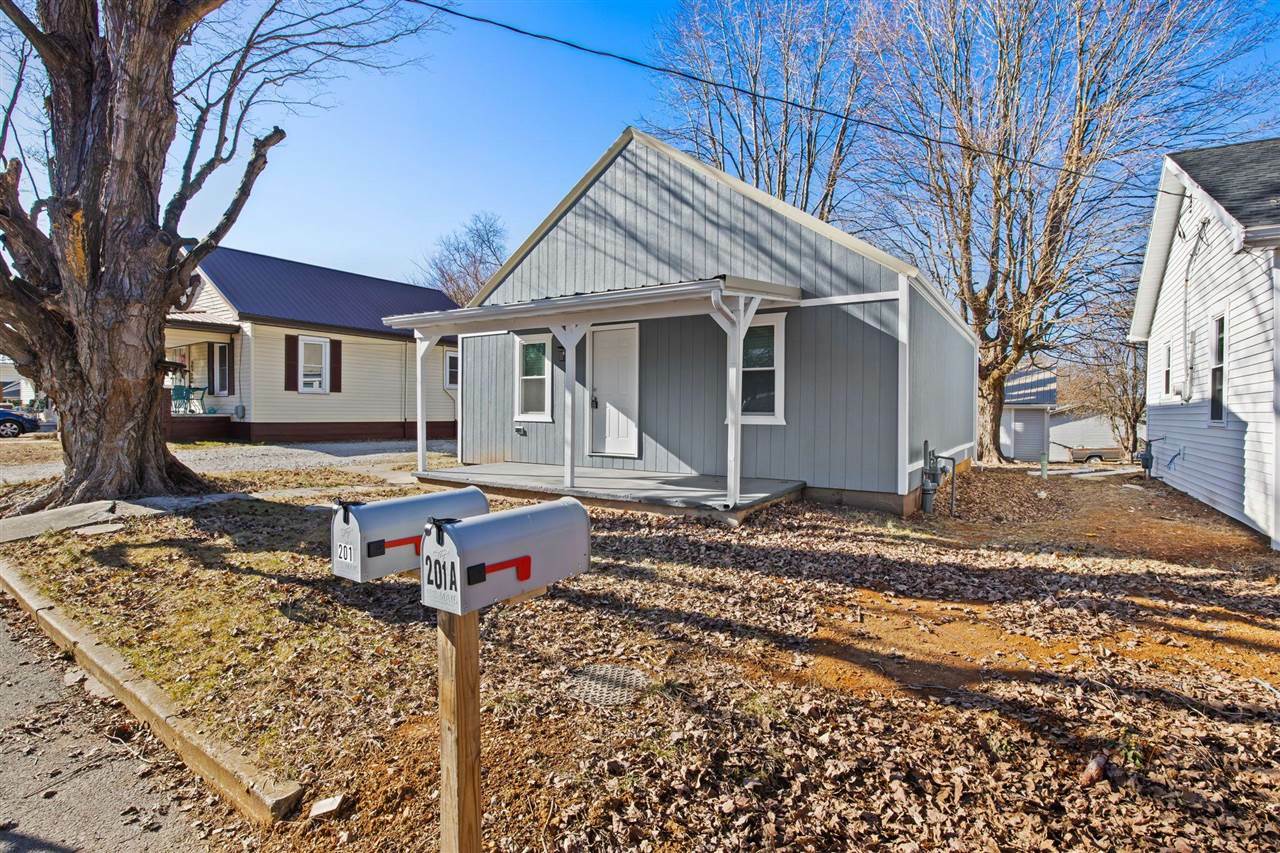 Property Photo: 201 N 10th Street KY 42127
