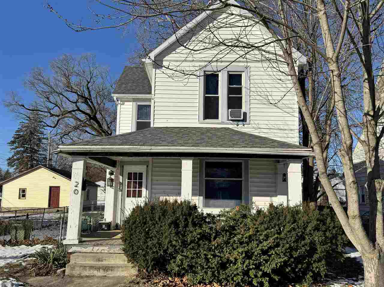 Property Photo:  20 SW 15th Street  IN 47374 