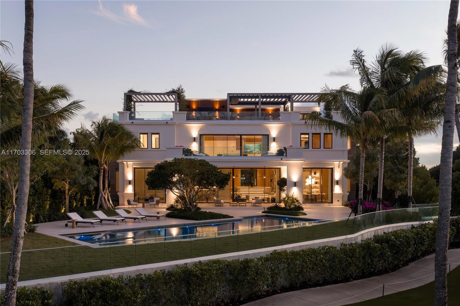 Property Photo: 1006 Links Drive FL 33109