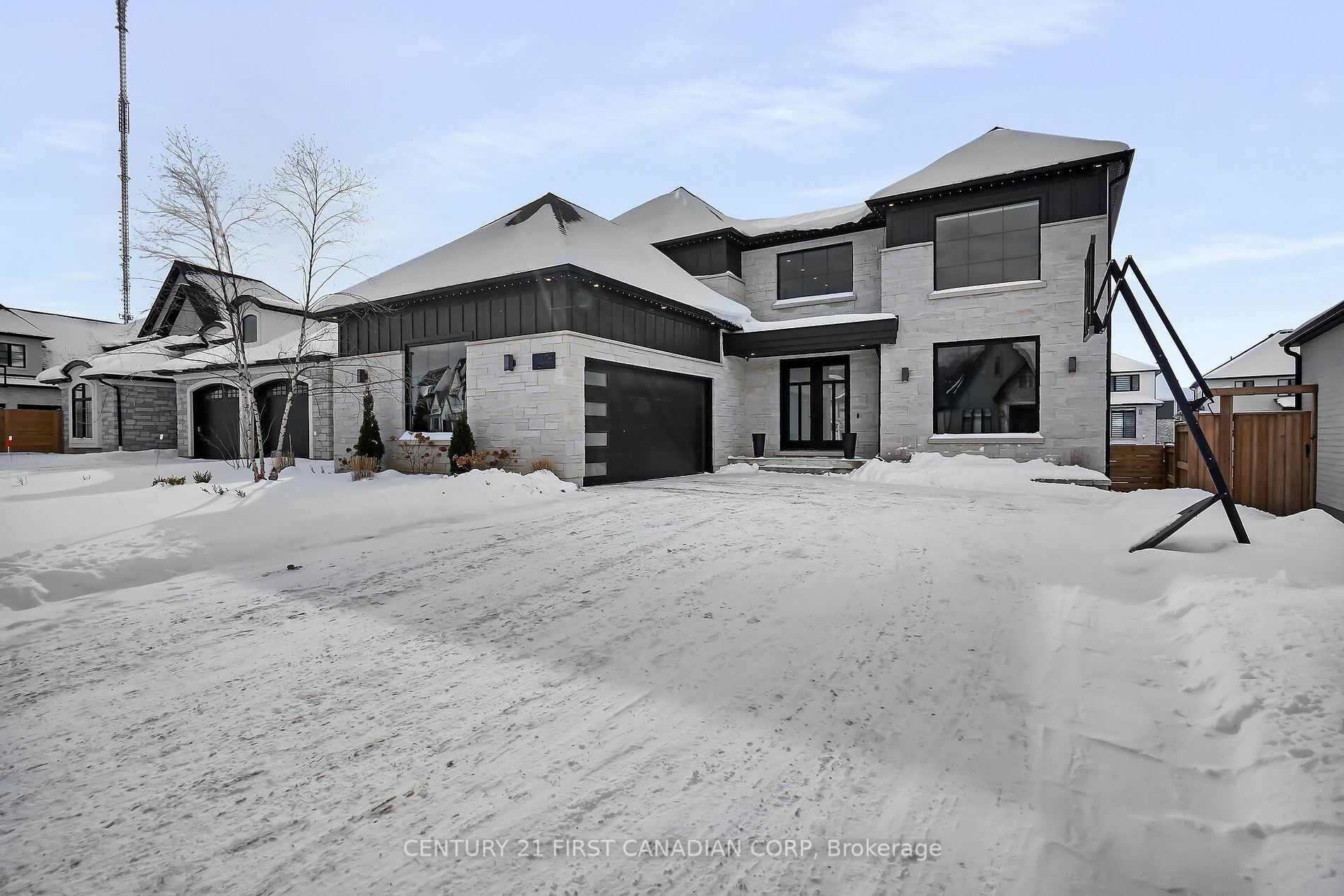 Photo de la propriété:  1741 Upper West Ave  ON N6K 0J2 