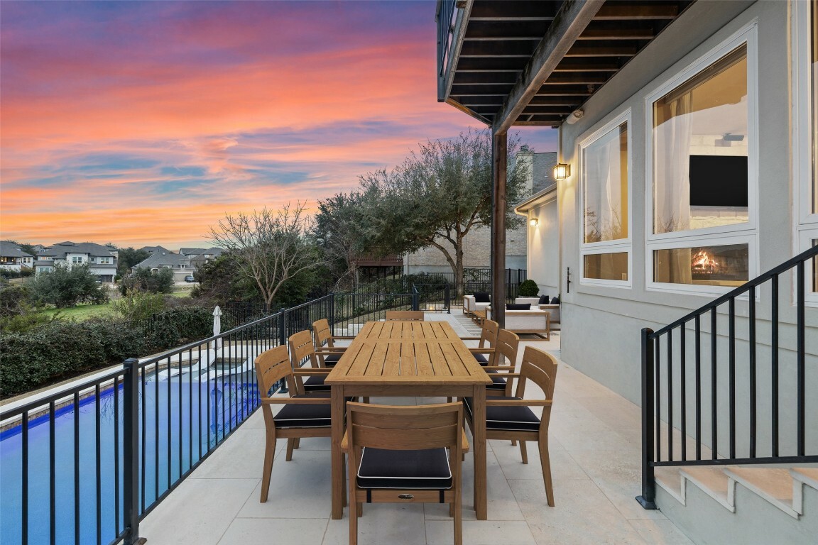 Property Photo: 10709 Pointe View Drive TX 78738