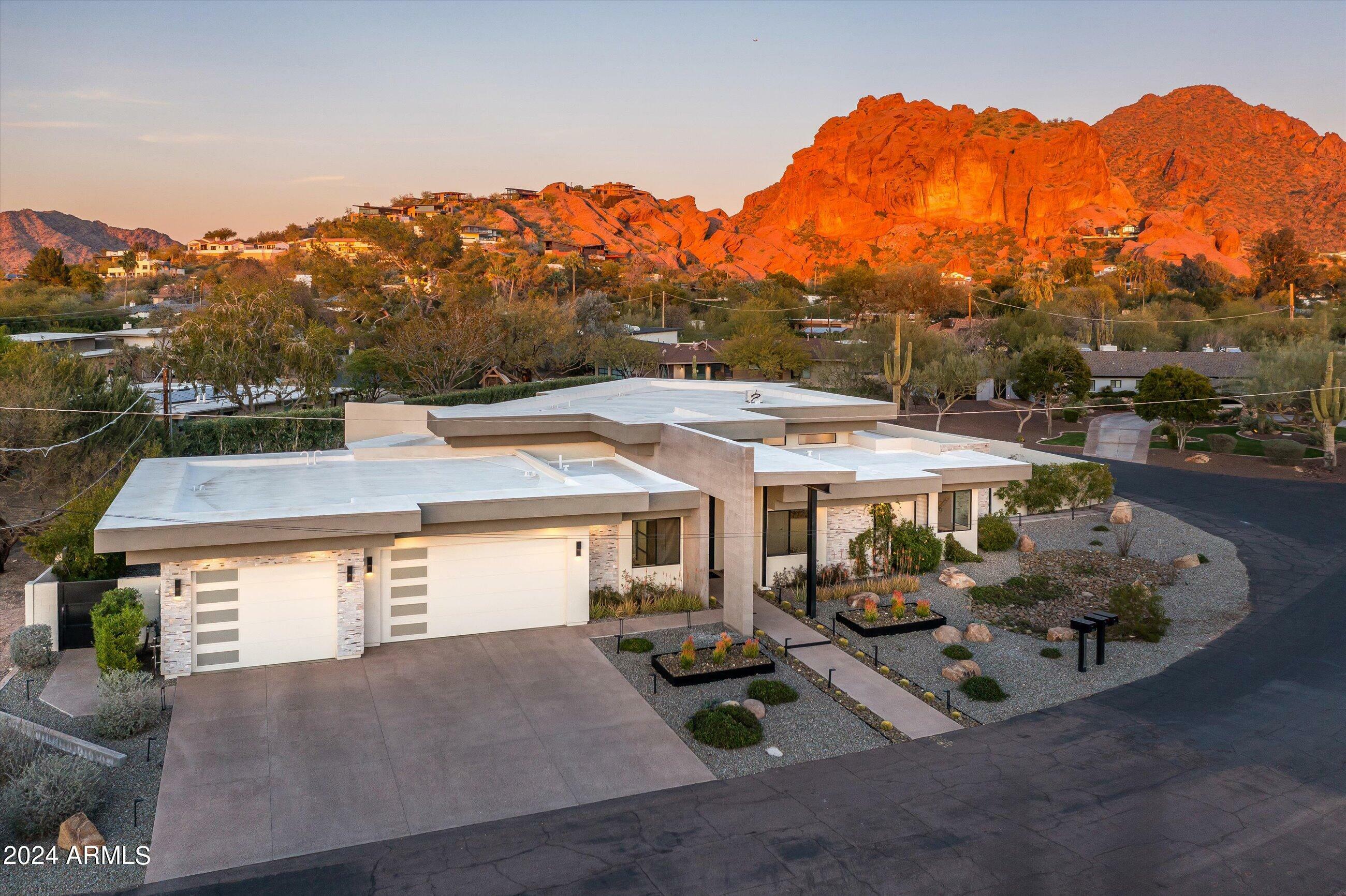 4414 E Vermont Avenue S  Phoenix AZ 85018 photo