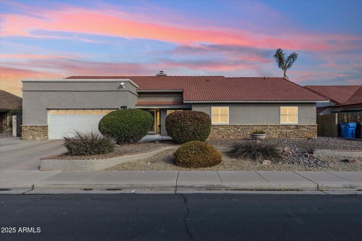 Property Photo:  500 E Encinas Avenue  AZ 85234 