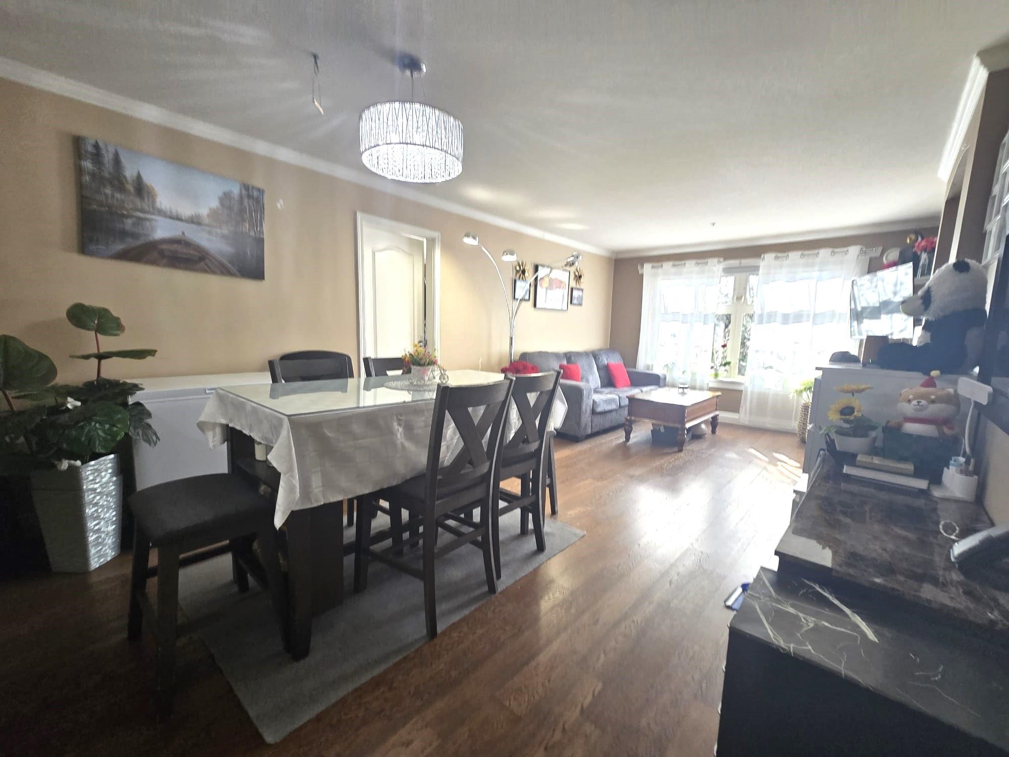 Property Photo:  15210 Guildford Drive 201  BC V3R 0X7 