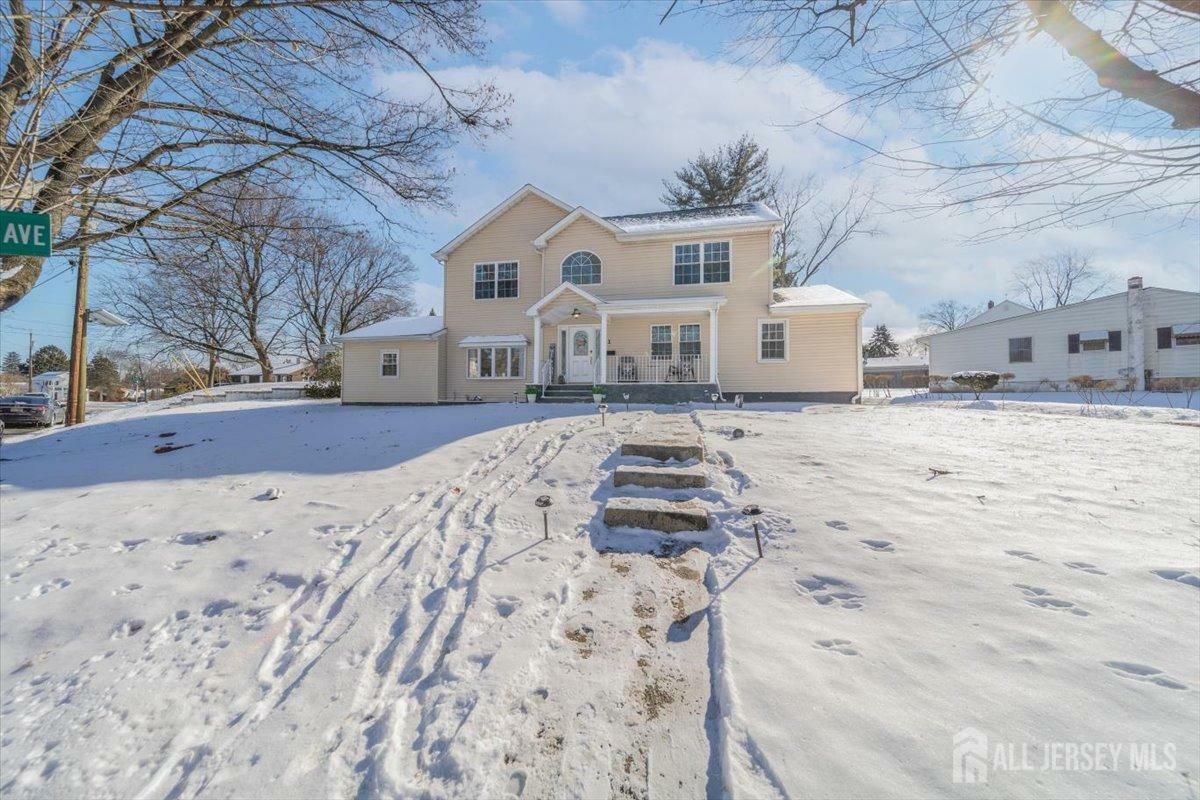 Property Photo:  1 Harvey Circle  NJ 08816 