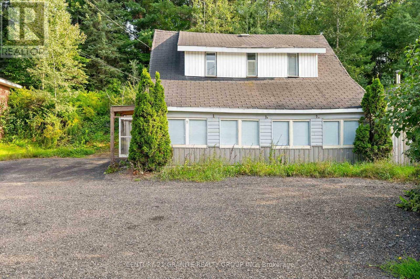 Property Photo: 9 Monck Street ON K0L 1C0