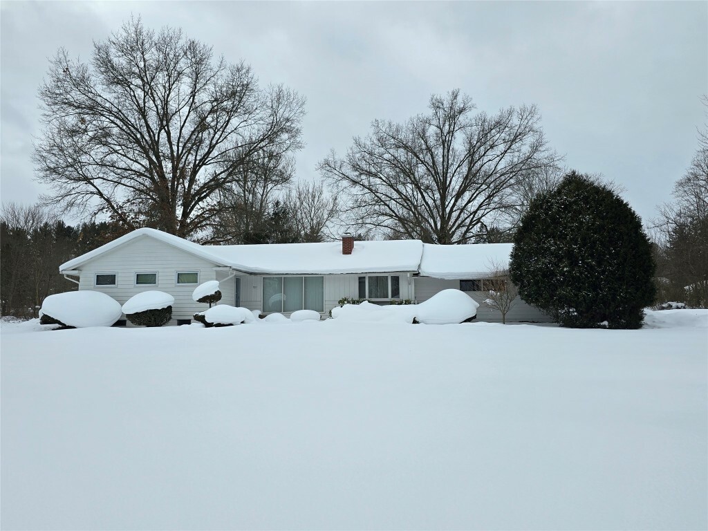 Property Photo:  121 Hilltop Road  PA 16412 