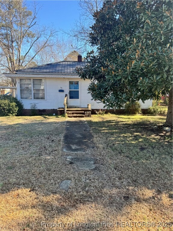 Property Photo:  402 N Main Street N  NC 28340 