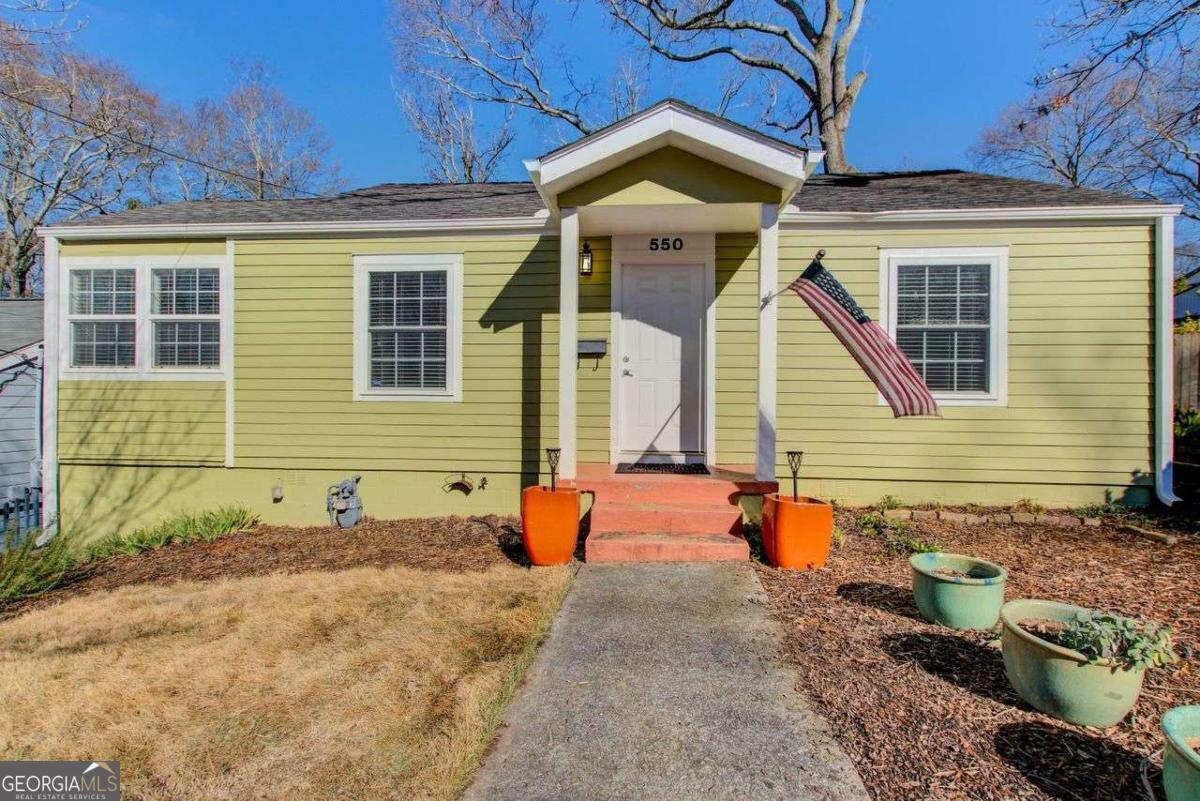 Property Photo:  550 Mead Street SE  GA 30315 