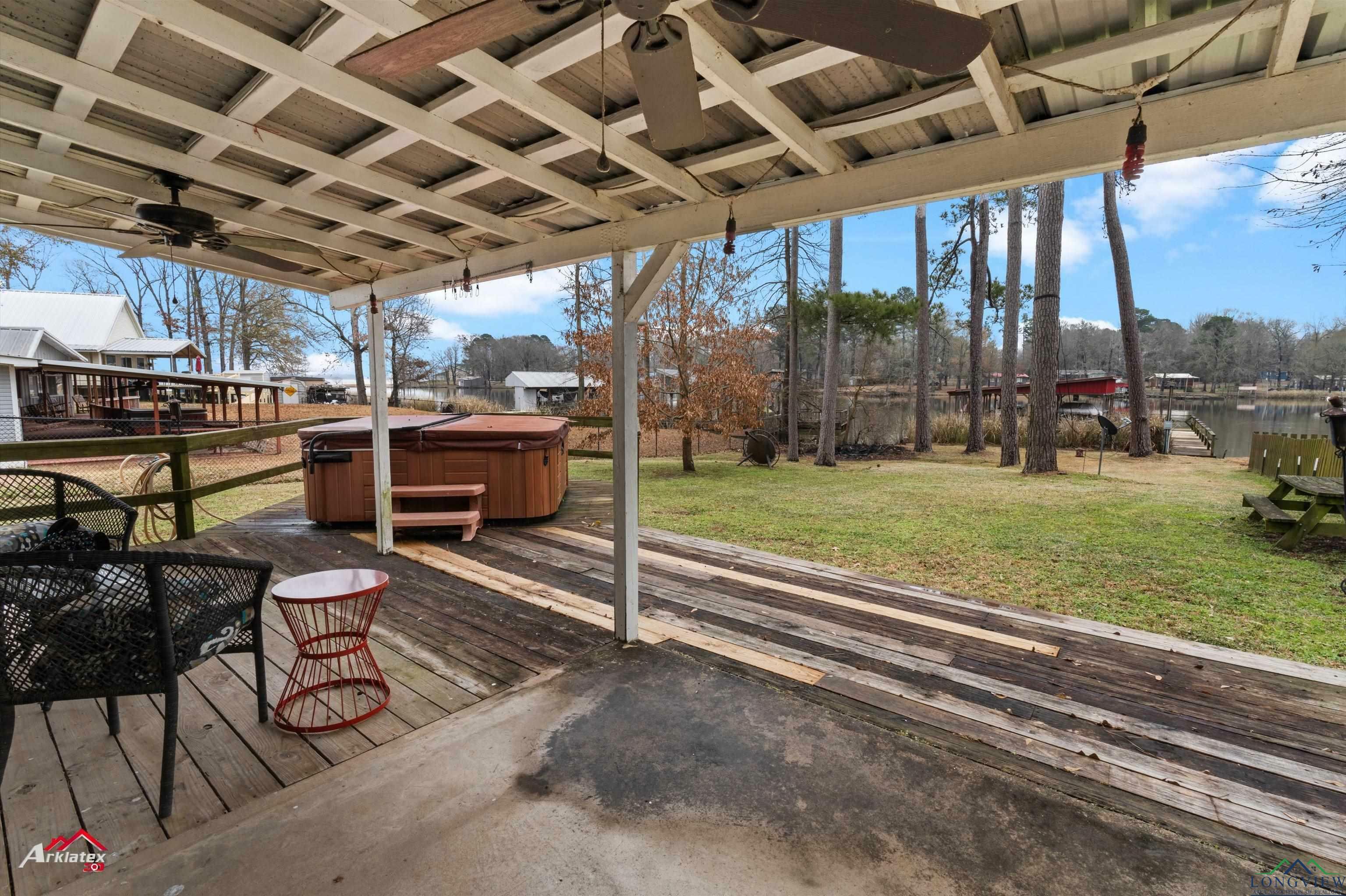 Property Photo:  138 County Road 1912  TX 75643 