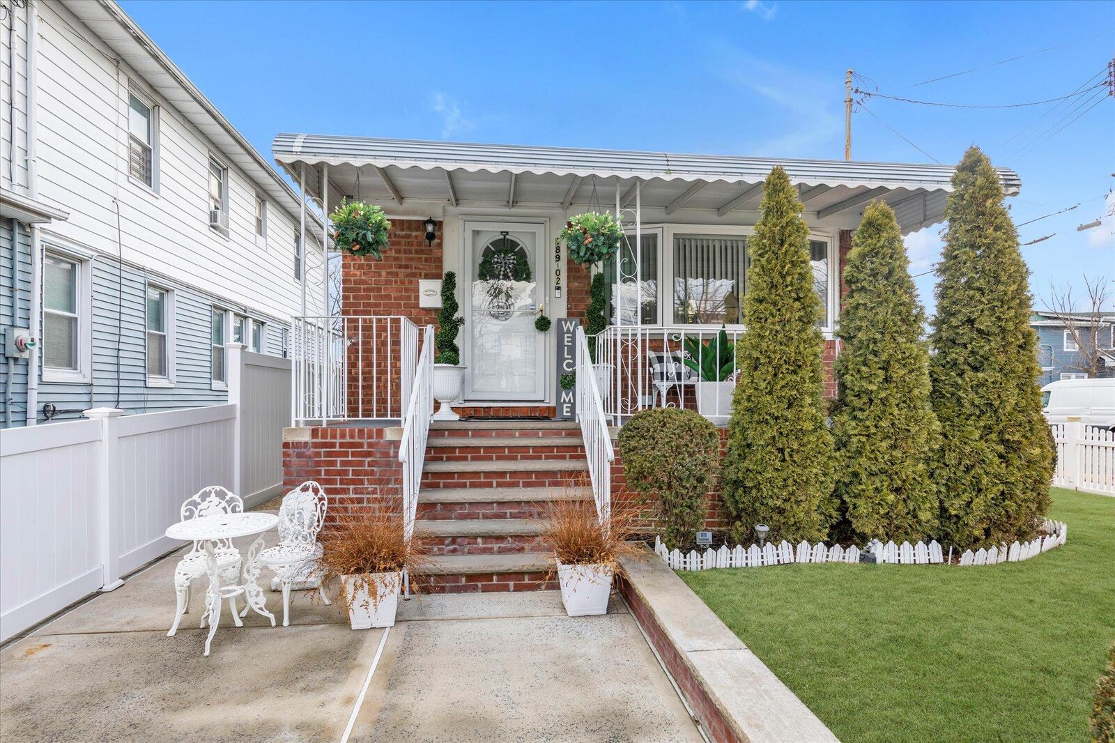 Property Photo: 189-02 Nashville Boulevard NY 11413