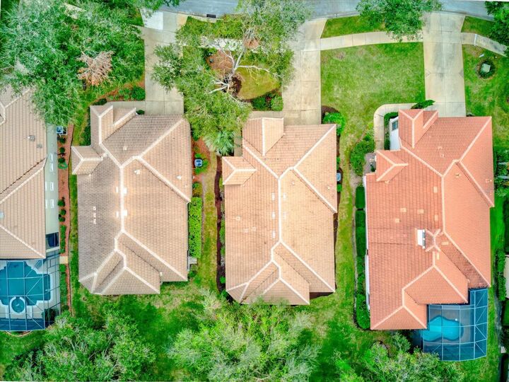 Property Photo: 25921 San Rafael Court FL 34737