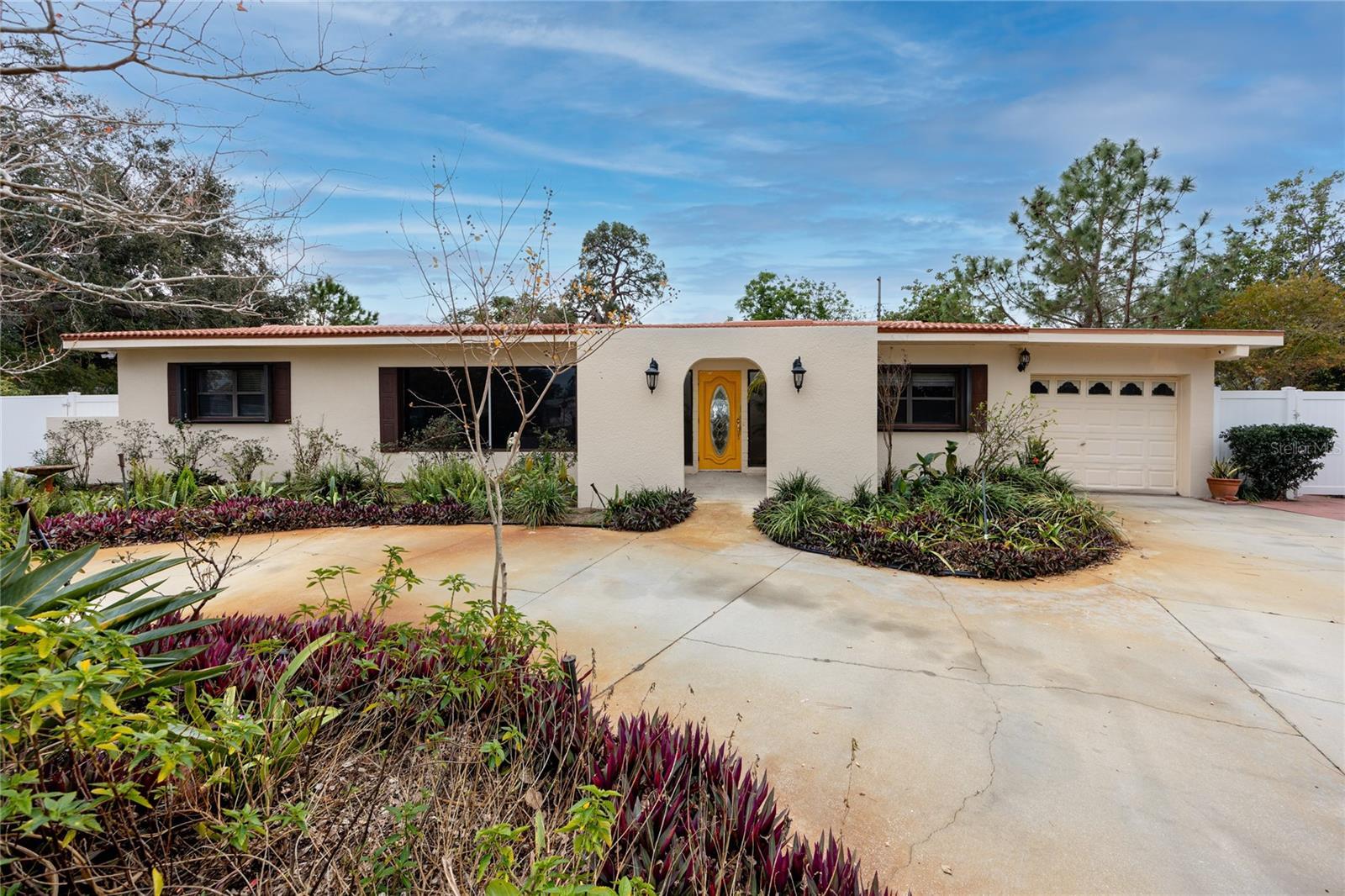 6226 Hampton Court N  St Petersburg FL 33710 photo