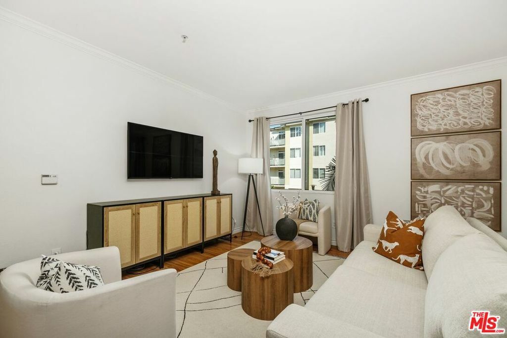 Property Photo: 13200 Pacific Promenade 237 CA 90094