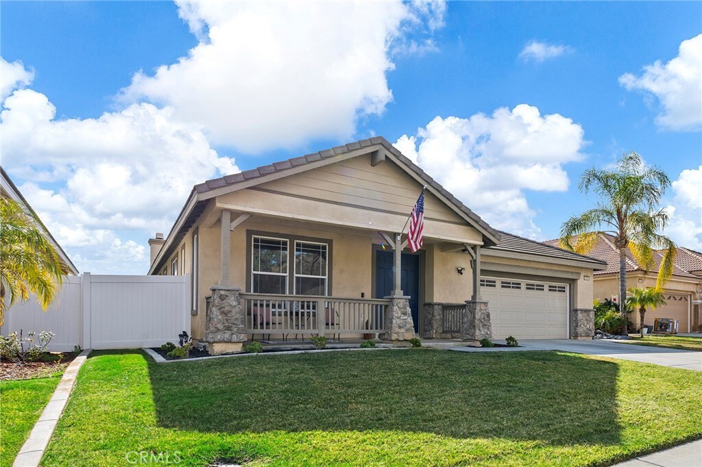 Property Photo: 27251 Wedgewood Way CA 92562