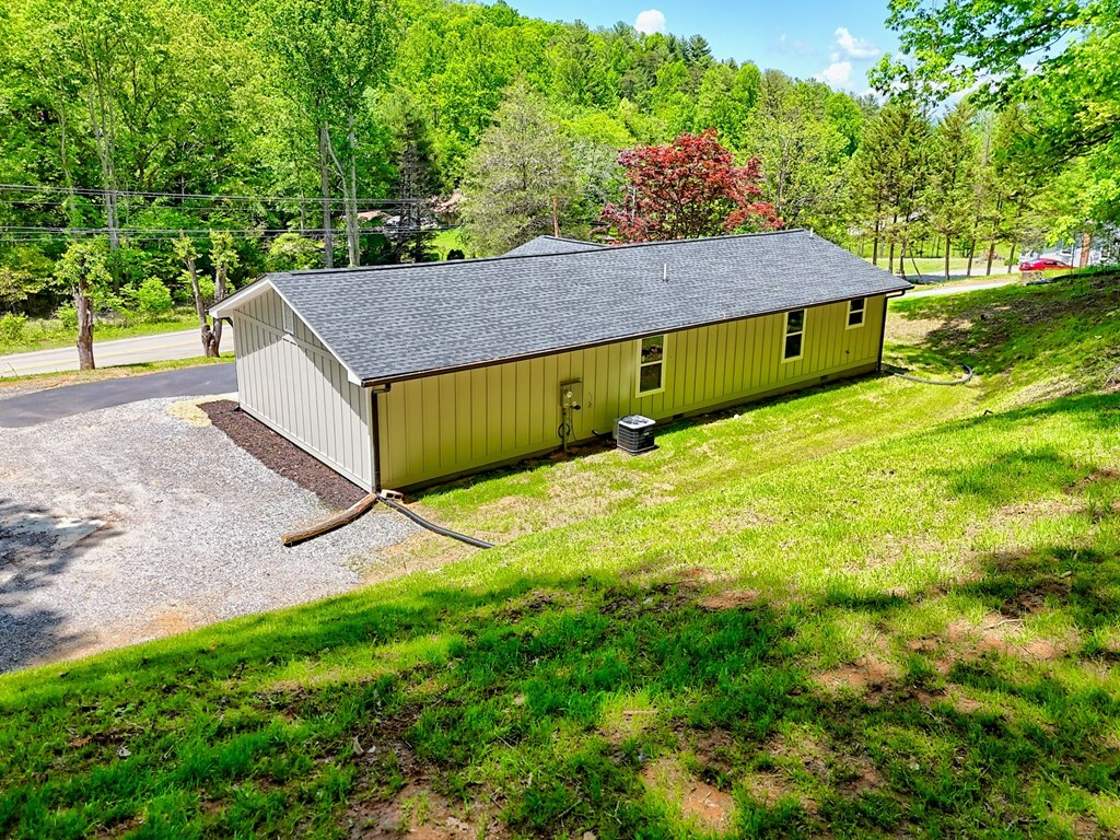 Property Photo: 750 Sunnyside Road GA 30546