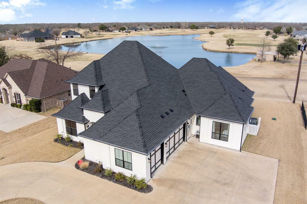 Property Photo:  5613 Wedgefield Road  TX 76049 