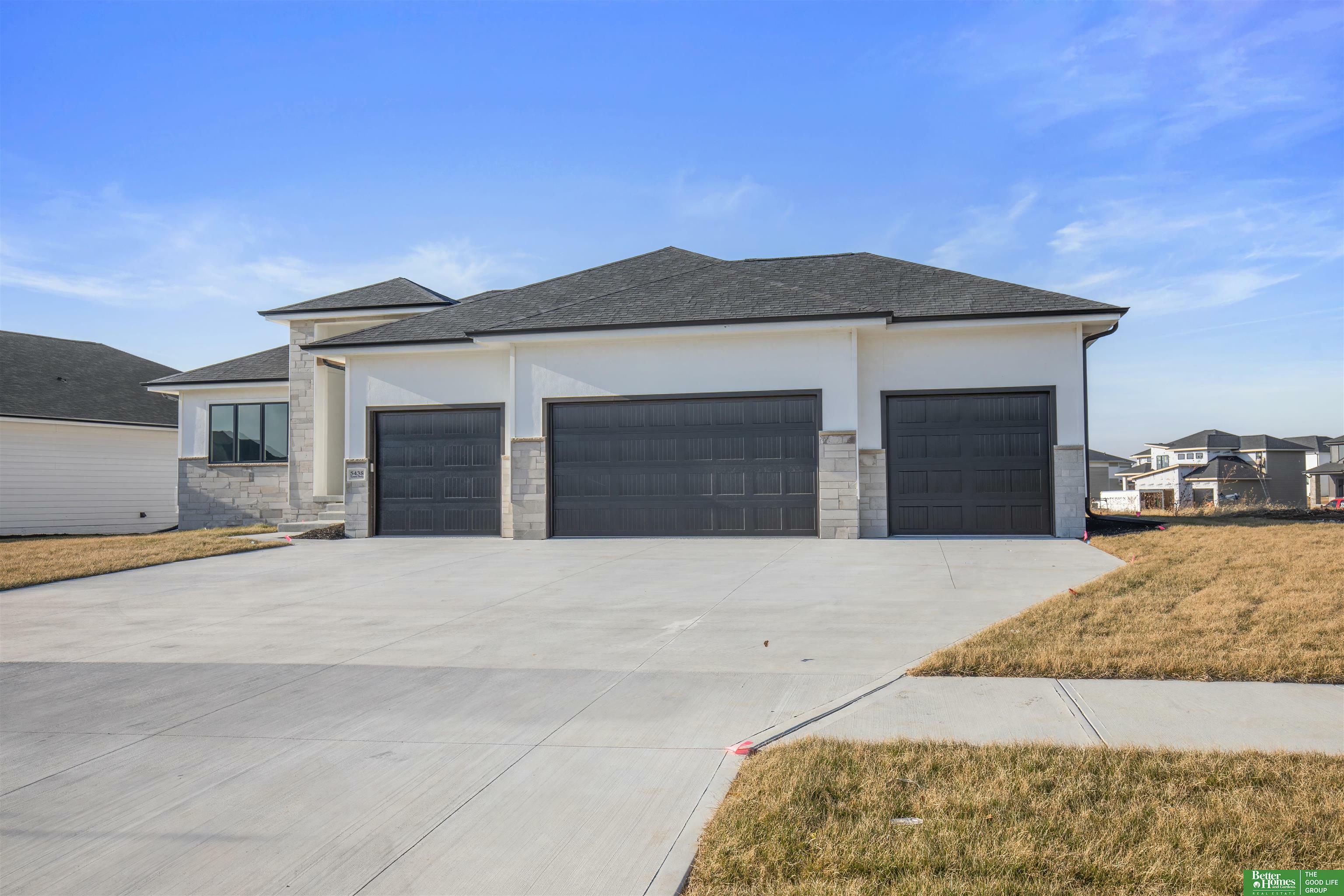 Property Photo:  5438 Kestrel Parkway  NE 68022 