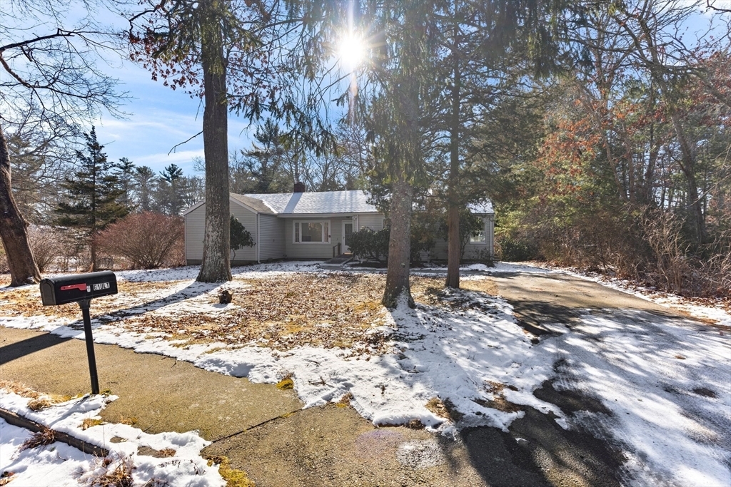 Property Photo: 4 Gault Rd MA 02576