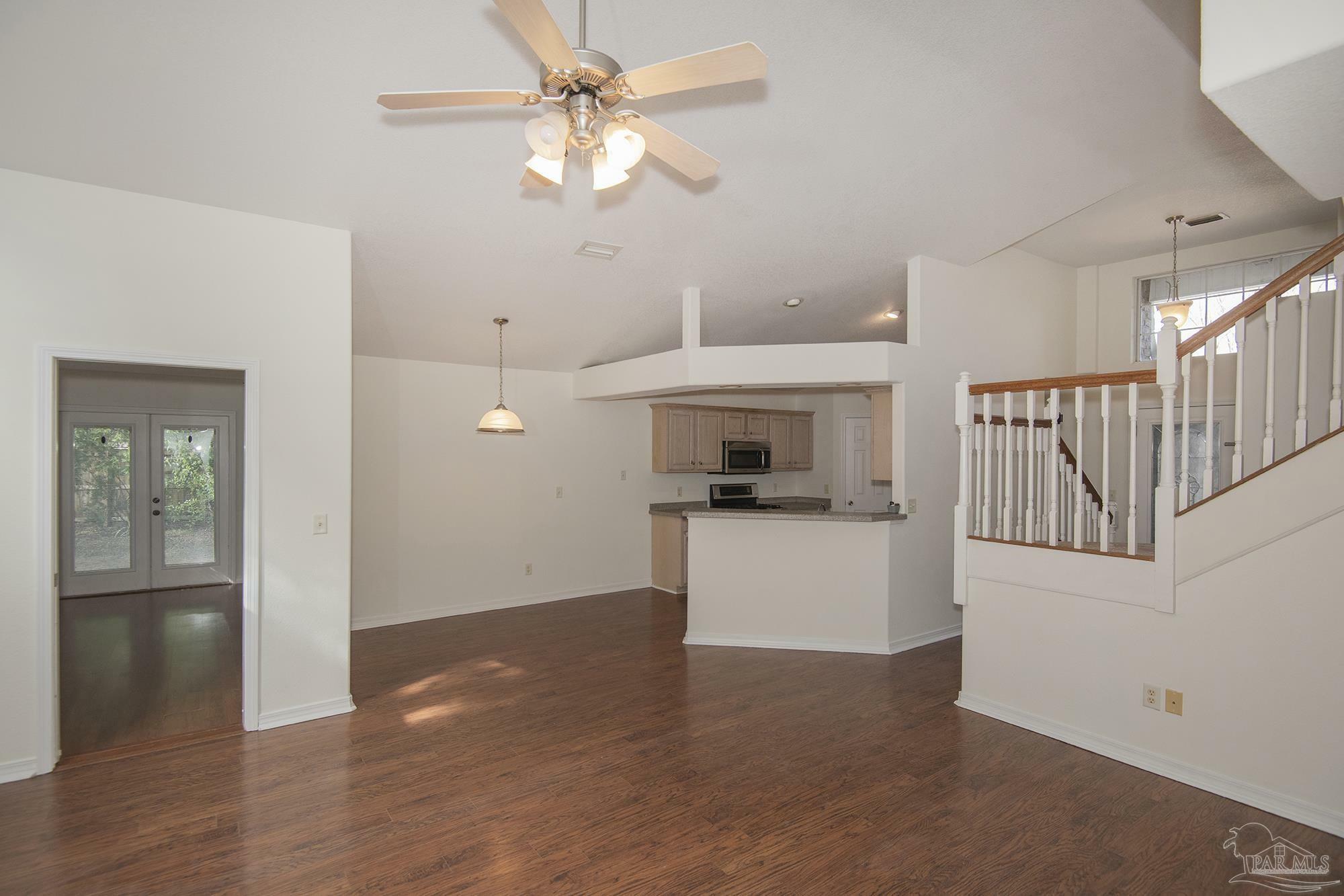 Property Photo:  5443 Flintwood Ct  FL 32504 