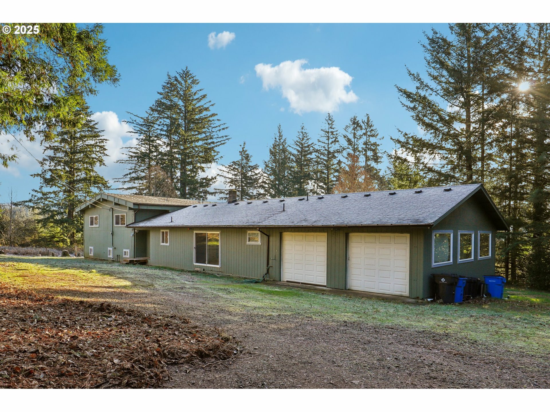 Property Photo:  1521 NE Blair Rd  WA 98607 