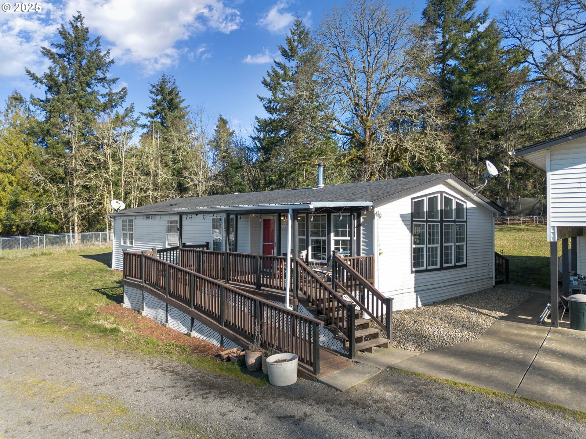 Property Photo:  5224 Meeker Dr  WA 98625 