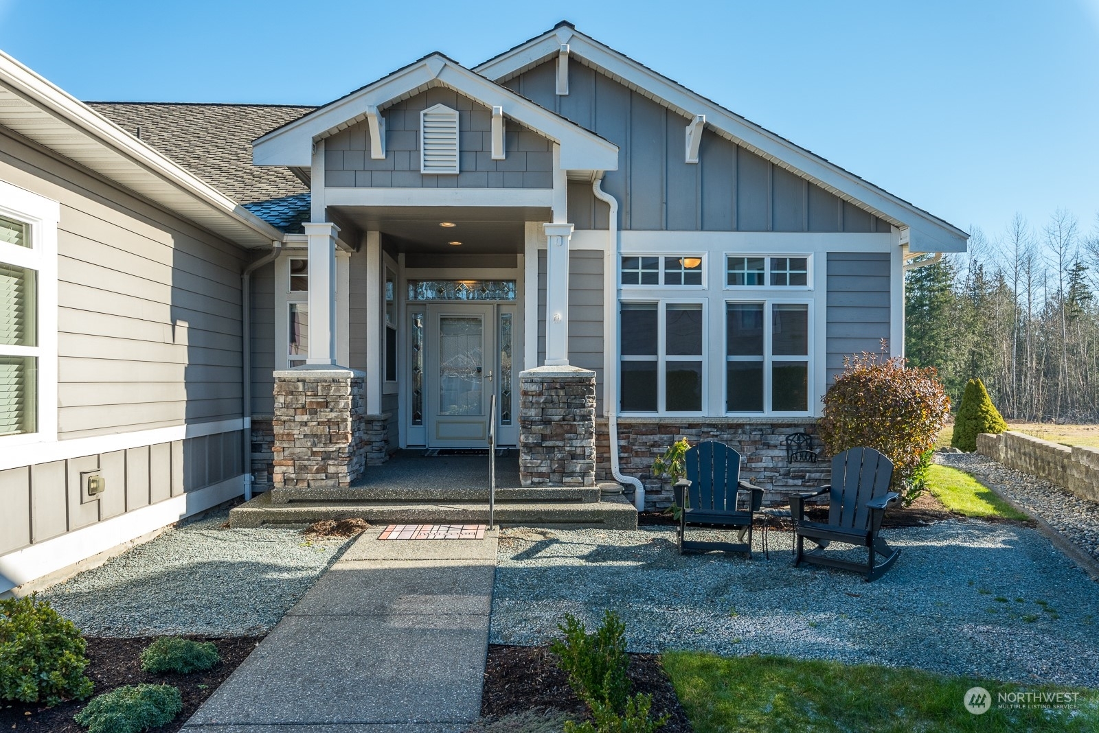 Property Photo:  1414  Eagle Ridge Drive  WA 98274 