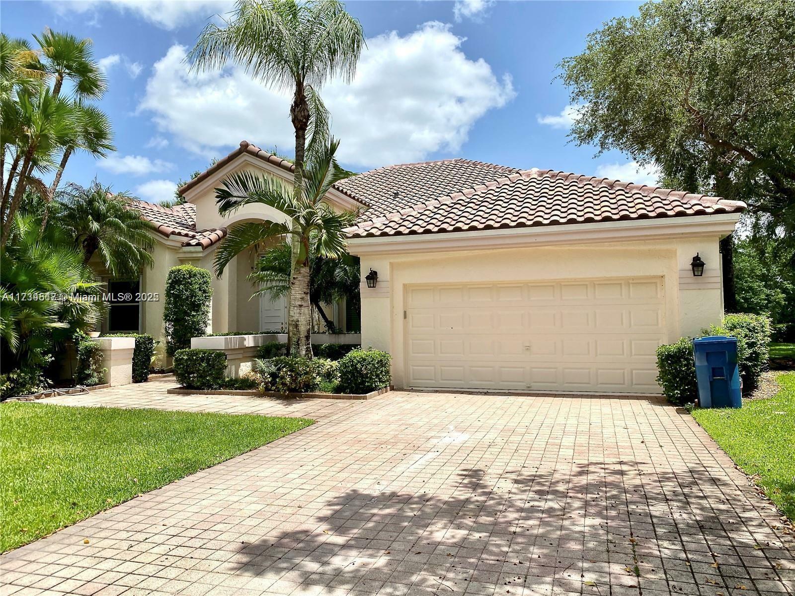 Property Photo:  2694 Oakmont  FL 33332 