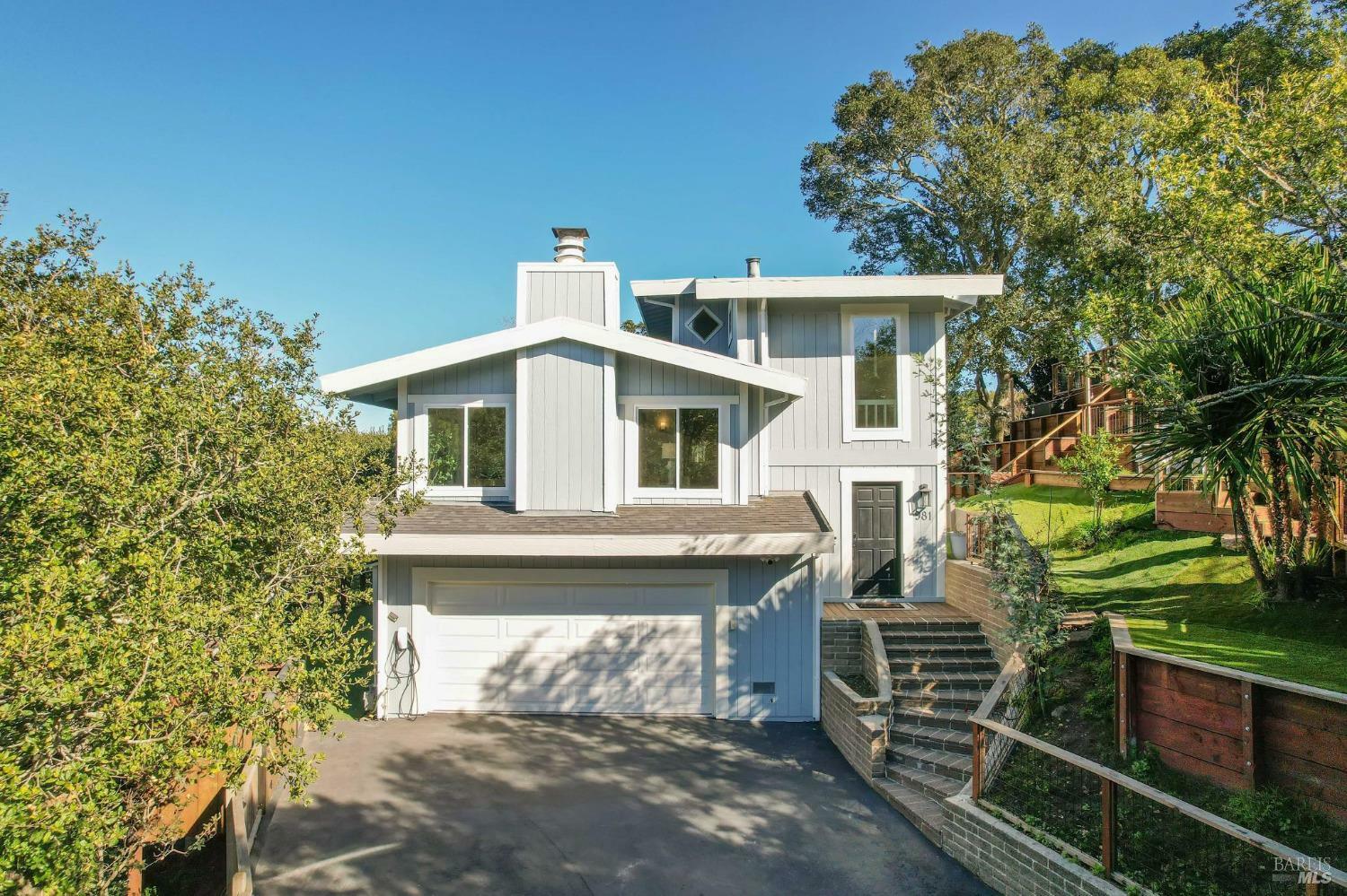 Property Photo:  981 Greenhill Road  CA 94941 