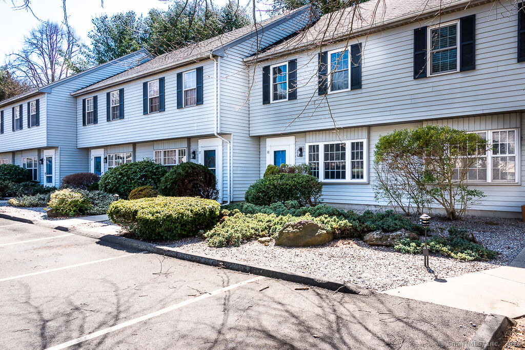 Property Photo:  16 Brantwood Drive 16  CT 06443 