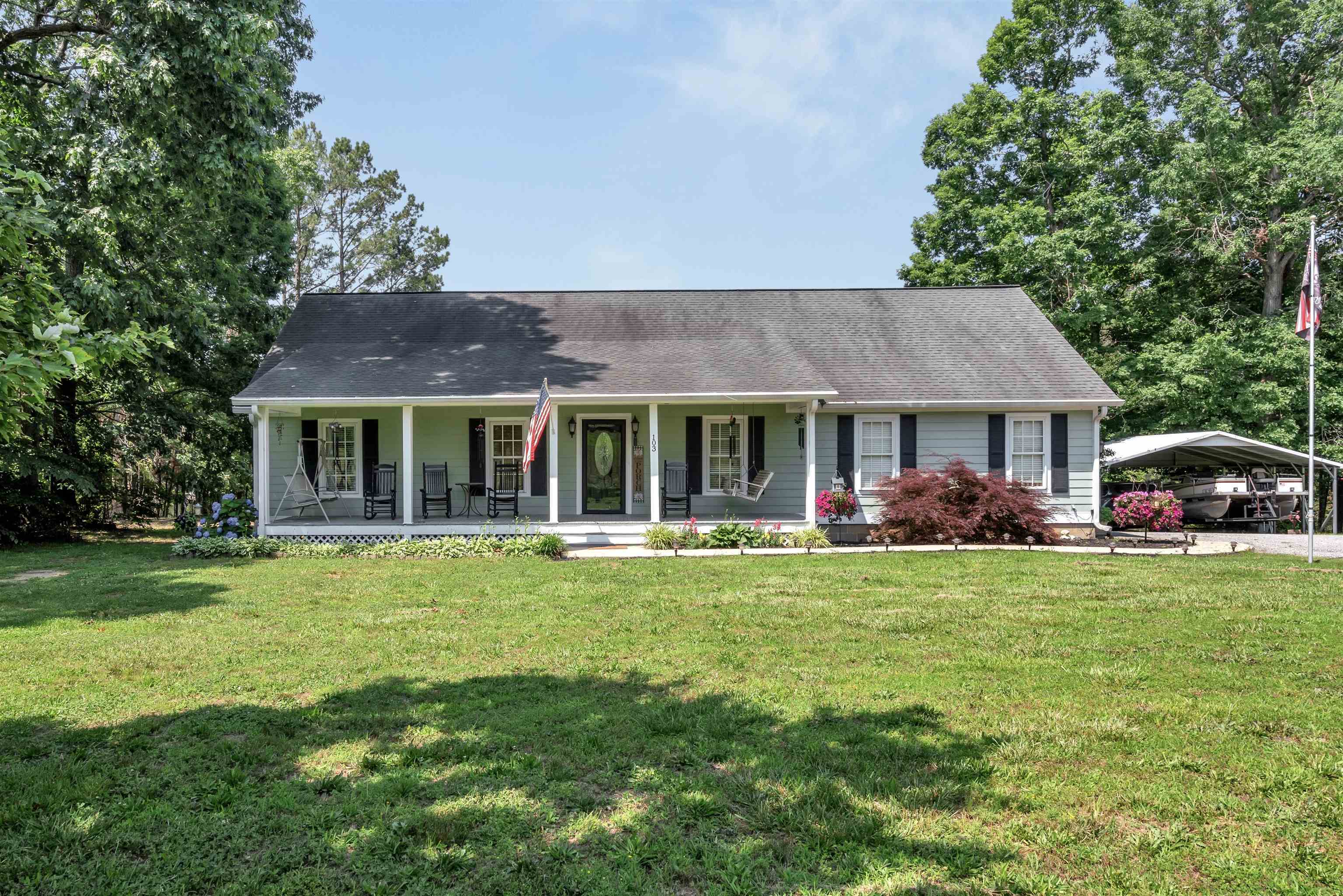 Property Photo:  103 Michael Drive  SC 29306 