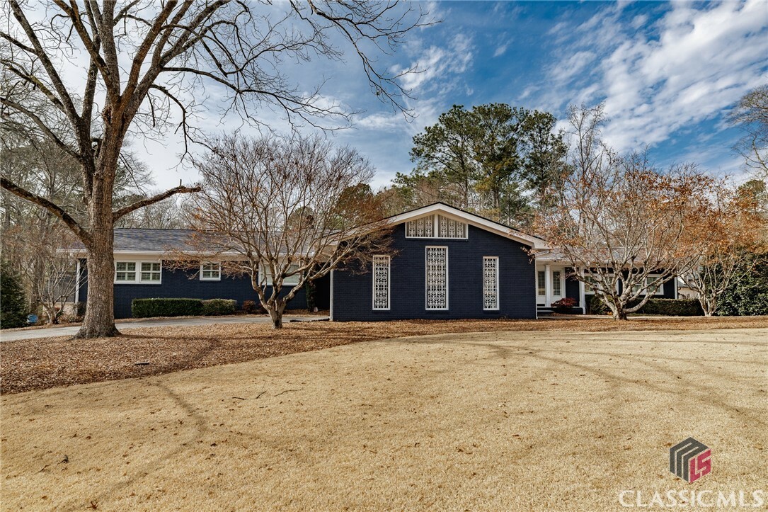 Property Photo:  120 Witherspoon Road  GA 30606 