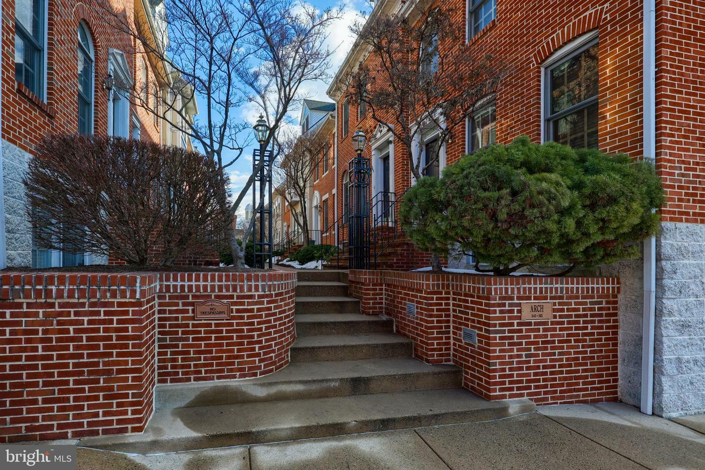 Property Photo: 345 N Arch Street PA 17603