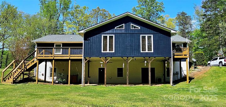 Property Photo: 950 Blanton Street NC 28722