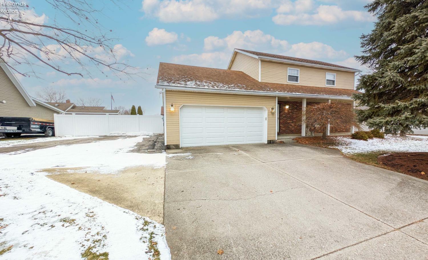 Property Photo:  708 Valleyview Drive  OH 44811 