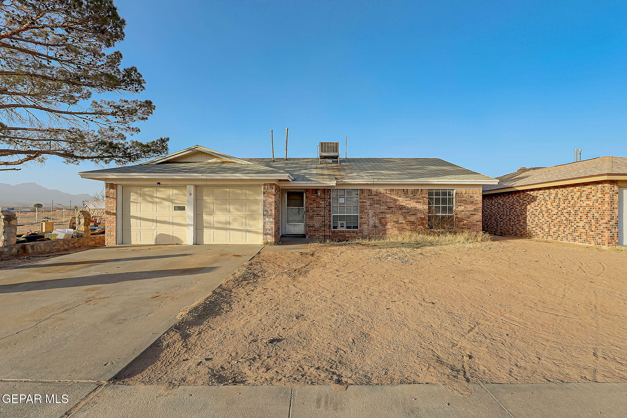 Property Photo:  5731 Threadgil Avenue  TX 79924 