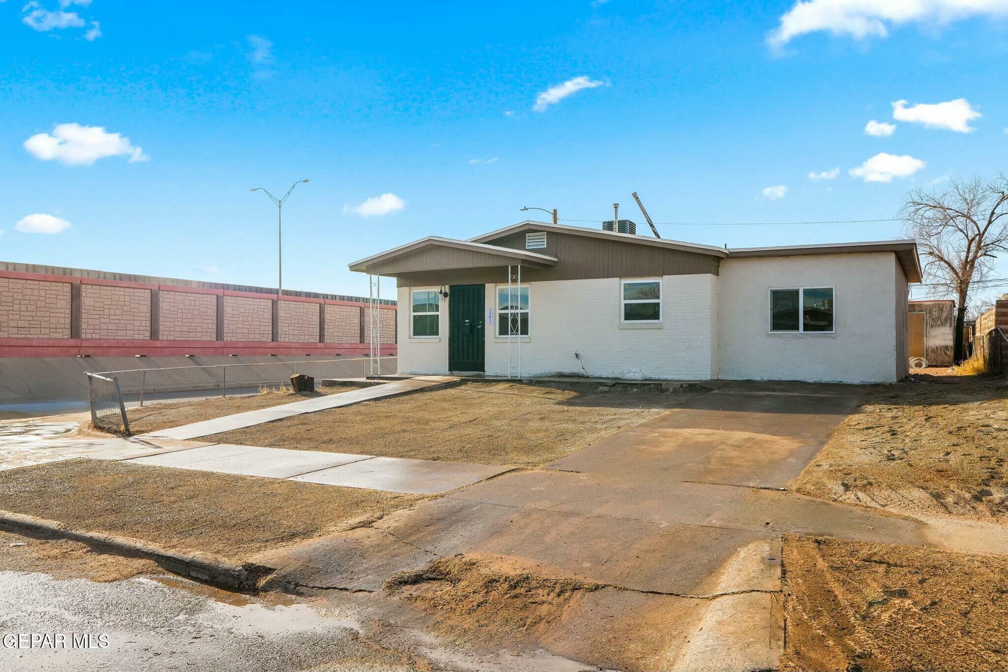 Property Photo:  241 Mango Road  TX 79915 