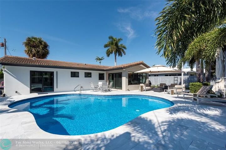 2200 NE 15th Ter  Wilton Manors FL 33305 photo