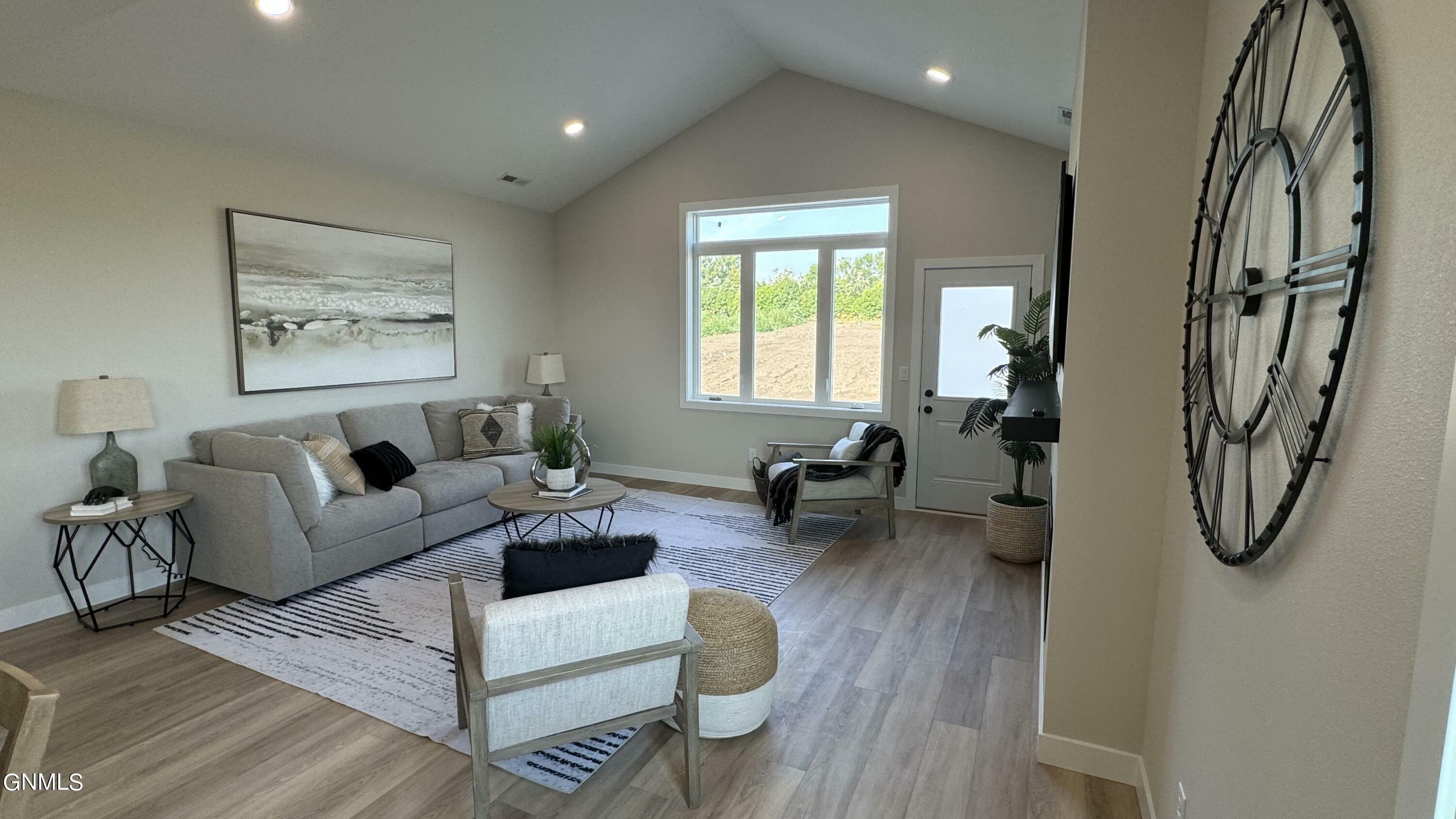 Property Photo:  4208 Silver Boulevard  ND 58503 