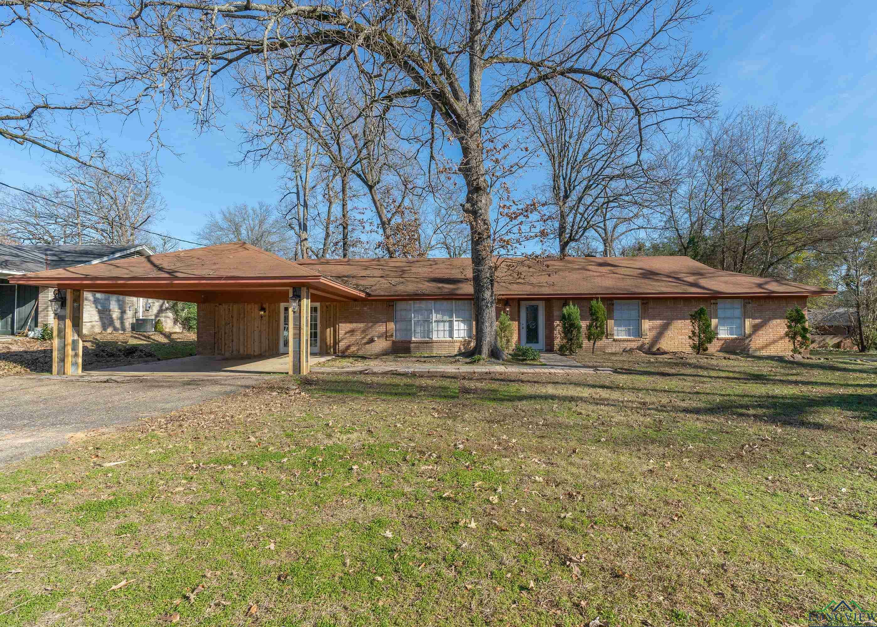 Property Photo:  1908 N 4th St.  TX 75601 