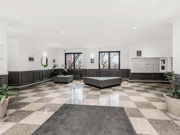 Property Photo: 3840 Greystone Avenue 3A NY 10463