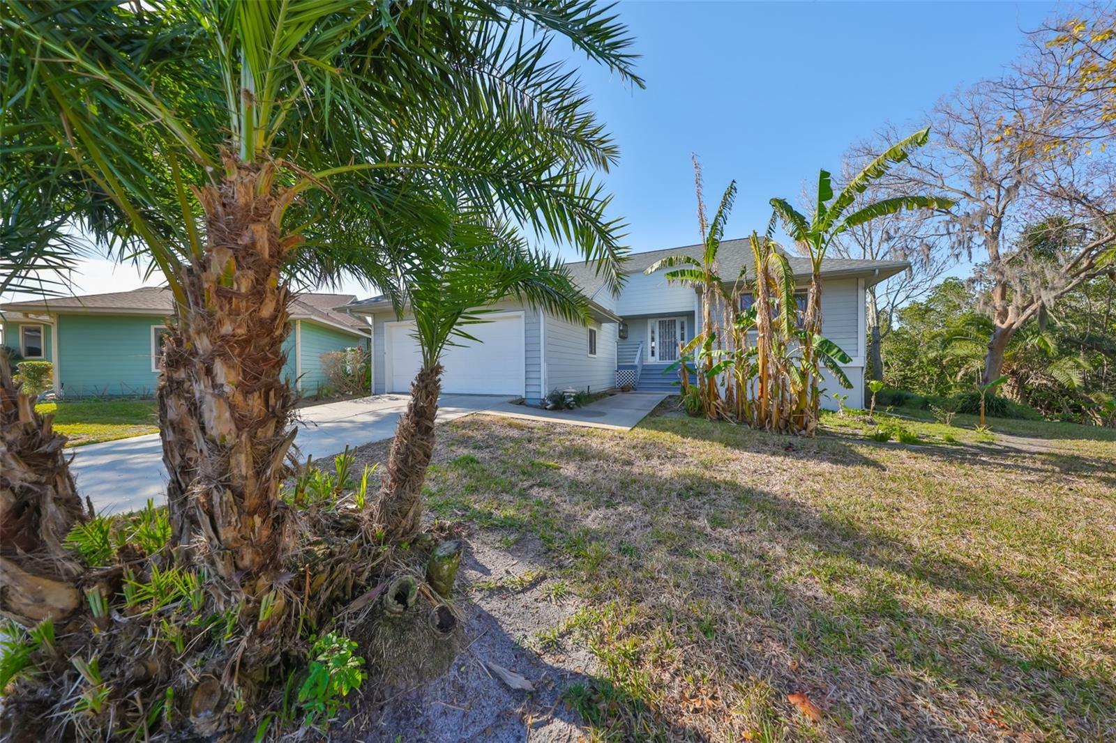 Property Photo:  1016 Teal Pointe  FL 34689 