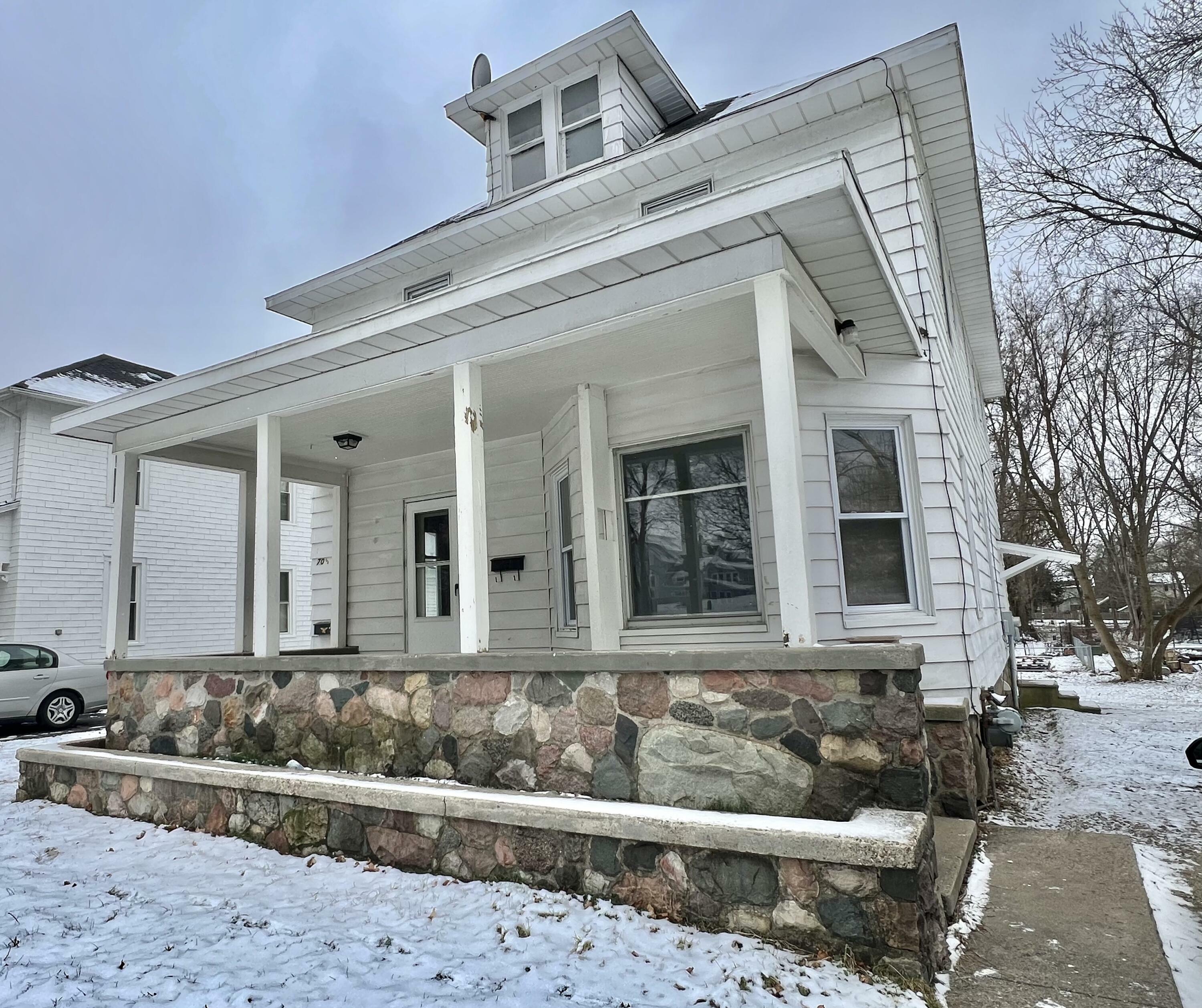 Property Photo:  70 Westwood Street  MI 49242 