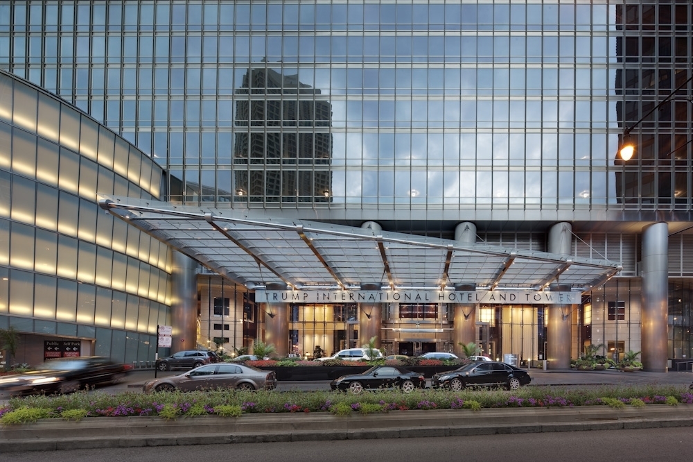 401 N Wabash Avenue 60F  Chicago IL 60611 photo