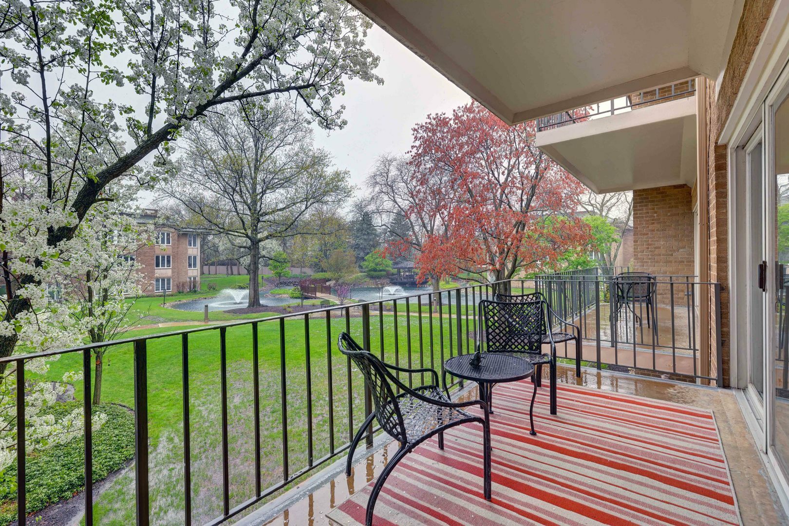 Property Photo: 2 Oak Brook Club Drive B209 IL 60523